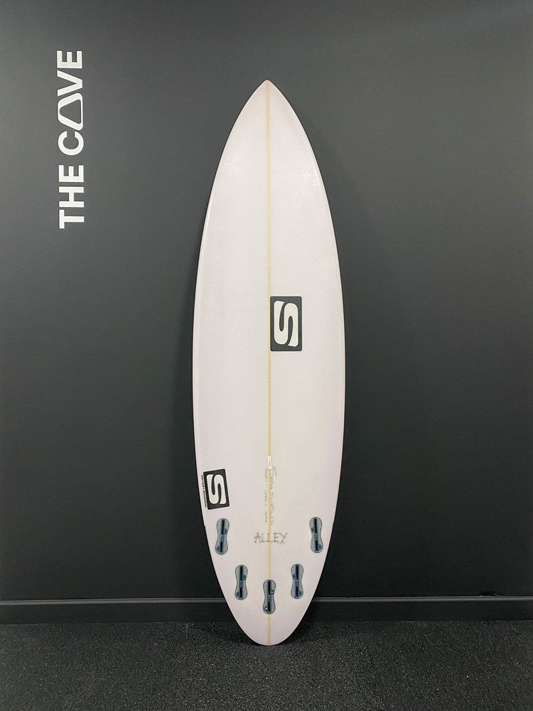 The Cave Surfboard Simon Anderson Alley C0029 - 5'11 x 18 5/16 x 2 1/4 - 83318